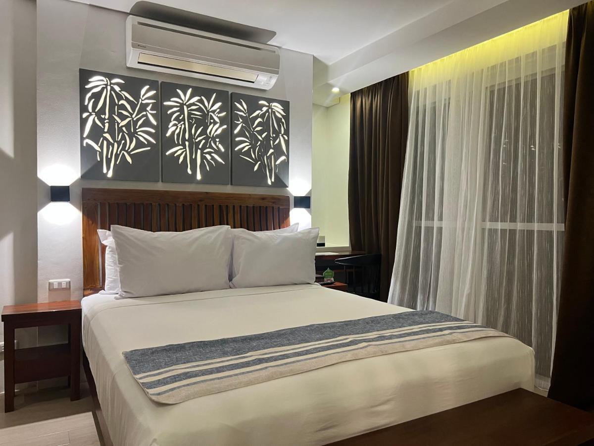 Aira Boracay Hotel Balabag  Buitenkant foto
