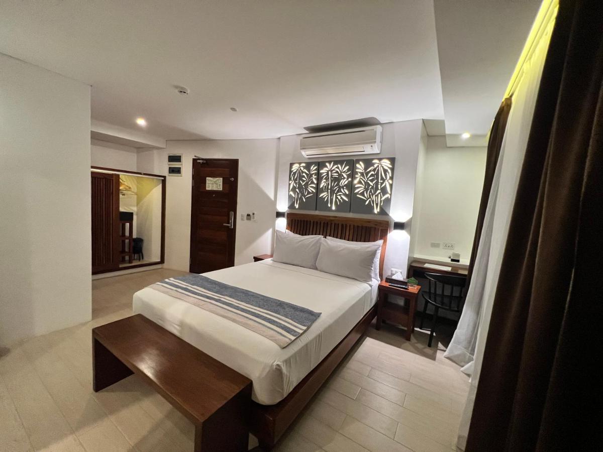 Aira Boracay Hotel Balabag  Buitenkant foto