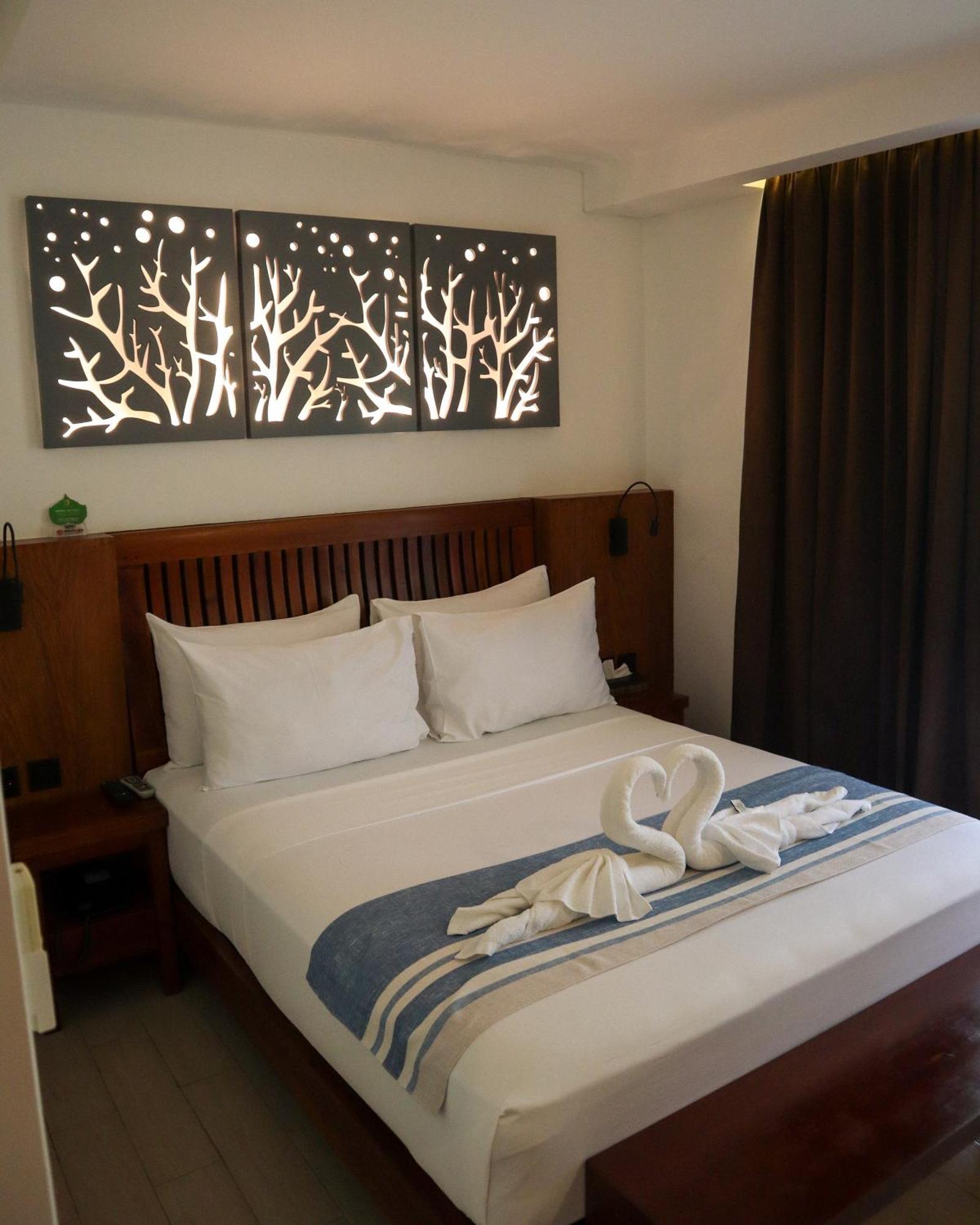 Aira Boracay Hotel Balabag  Buitenkant foto